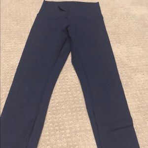 Lululemon wunderunder size 4 bright navy color 7/8